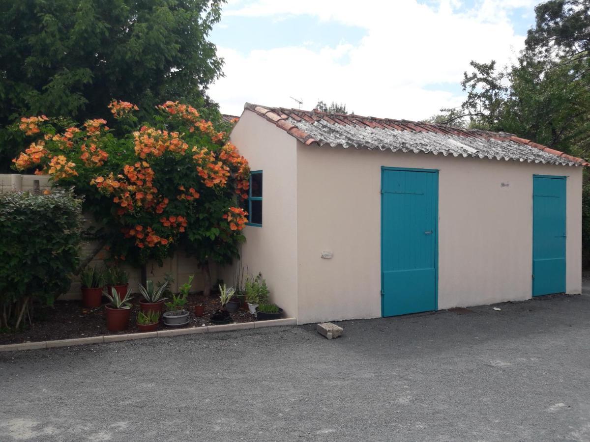 Le Logis De Lange Apt Les Aigrettes Saint-Hilaire-la-Palud Zewnętrze zdjęcie
