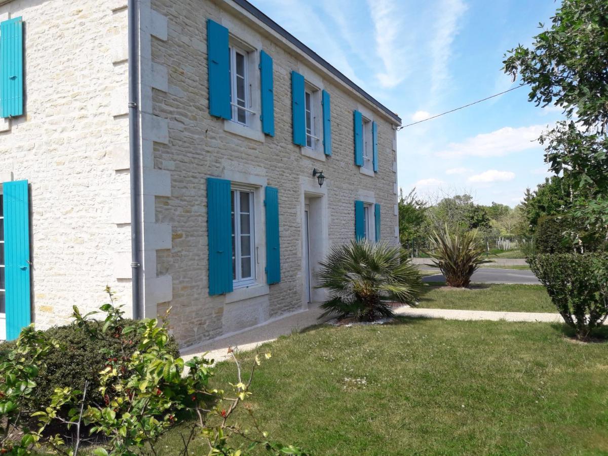 Le Logis De Lange Apt Les Aigrettes Saint-Hilaire-la-Palud Zewnętrze zdjęcie
