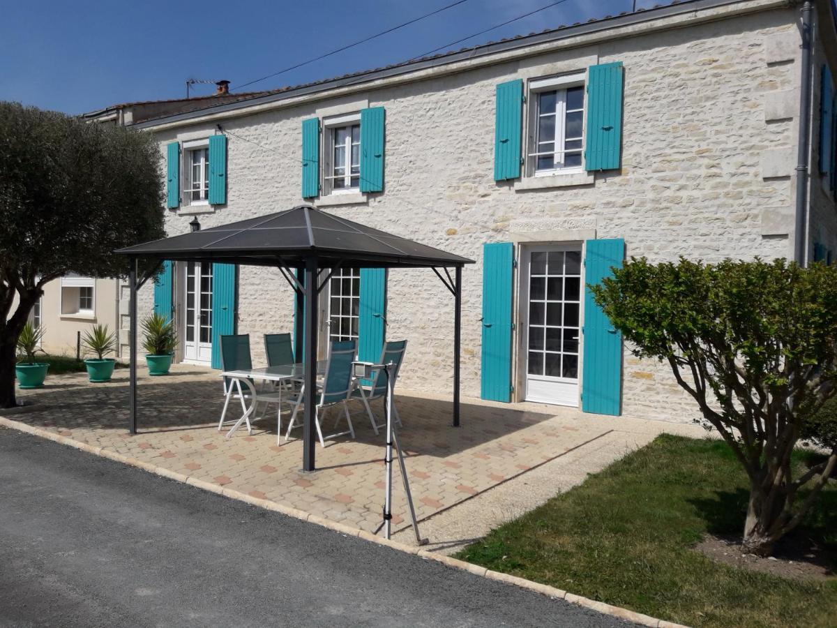 Le Logis De Lange Apt Les Aigrettes Saint-Hilaire-la-Palud Zewnętrze zdjęcie