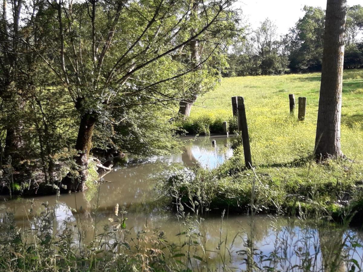 Le Logis De Lange Apt Les Aigrettes Saint-Hilaire-la-Palud Zewnętrze zdjęcie